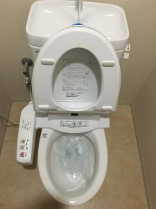 大阪府　東大阪市　マンションのトイレ詰まりです