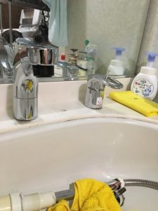 茨木市　洗面の排水トラップの水漏れです。