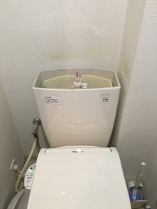 寝屋川市　TOTO　ＳＨ371ＢＡタンクの修理の件