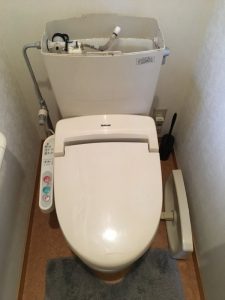 箕面市　ナショナル　トイレタンク故障　水漏れしています！