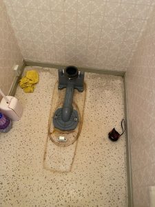 豊中市　便器交換作業　リモデルトイレ施工