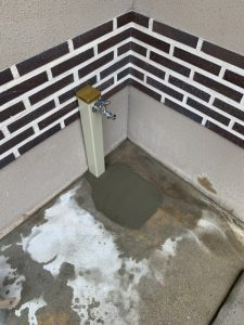 高槻市　散水栓水漏れ　散水栓から水栓柱に変更