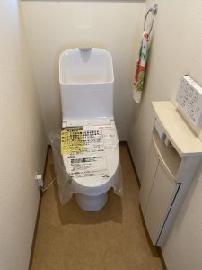 豊中市　トイレの交換工事　一体型トイレ