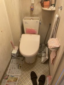 尼崎市　トイレタンク水漏れ　SH371BA　タンク内部部品交換