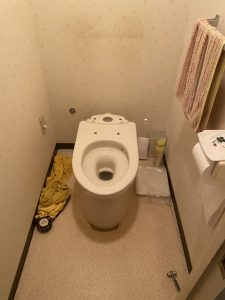 富田林市　トイレ交換　リモデル　TOTO