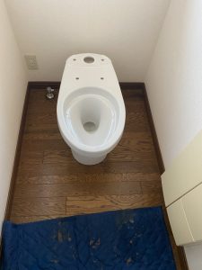 京都市　伏見区　トイレ交換工事　一体型　ＴＯＴＯ