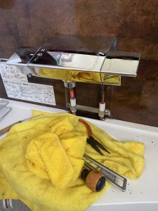 吹田市　ＫＶＫ浴室蛇口水漏れ　切替弁交換　埋め込みタイプ