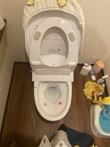 伊丹市　トイレ詰まり　物を落としてしまった？