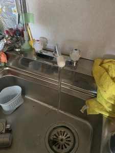 京都市南区　台所蛇口故障　水漏れ　ポタポタ　蛇口交換
