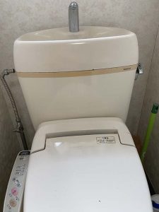 茨木市　ナショナルトイレタンク故障　トイレ水漏れ