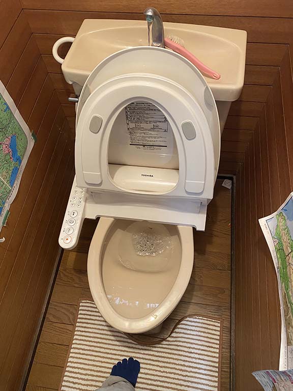 枚方市 トイレ流れが悪い トイレ脱着調査 尿石 プロテクノサービス｜大阪・京都・兵庫（神戸）の水漏れ・詰まり、水