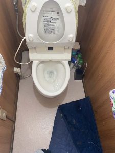 大阪市　トイレ詰まり　物を落としてるかも？　尿取りパッド？