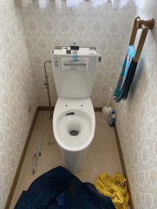 枚方市　トイレ交換　カスカディーナ　ＩＮＡＸ　サイフォン折れてる