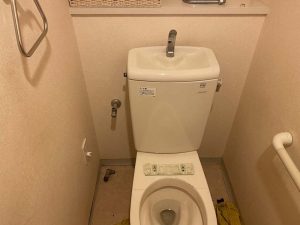 高槻市　ウォシュレット水漏れ　ウォシュレット交換　TOTO