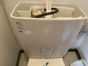 大東市　ＩＮＡＸゴム玉交換　ゴム玉大　便器に水漏れ　水漏れ修理