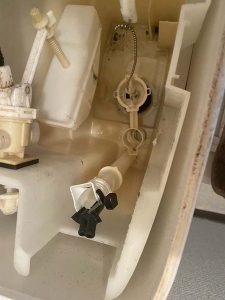 大東市　ＩＮＡＸゴム玉交換　ゴム玉大　便器に水漏れ　水漏れ修理