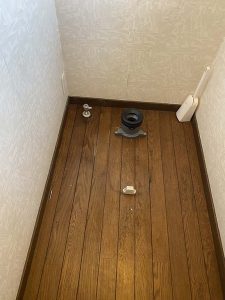 豊中市　トイレ交換　一体型トイレ取り付け　ZJ　便器交換