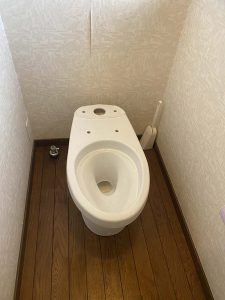 豊中市　トイレ交換　一体型トイレ取り付け　ZJ　便器交換